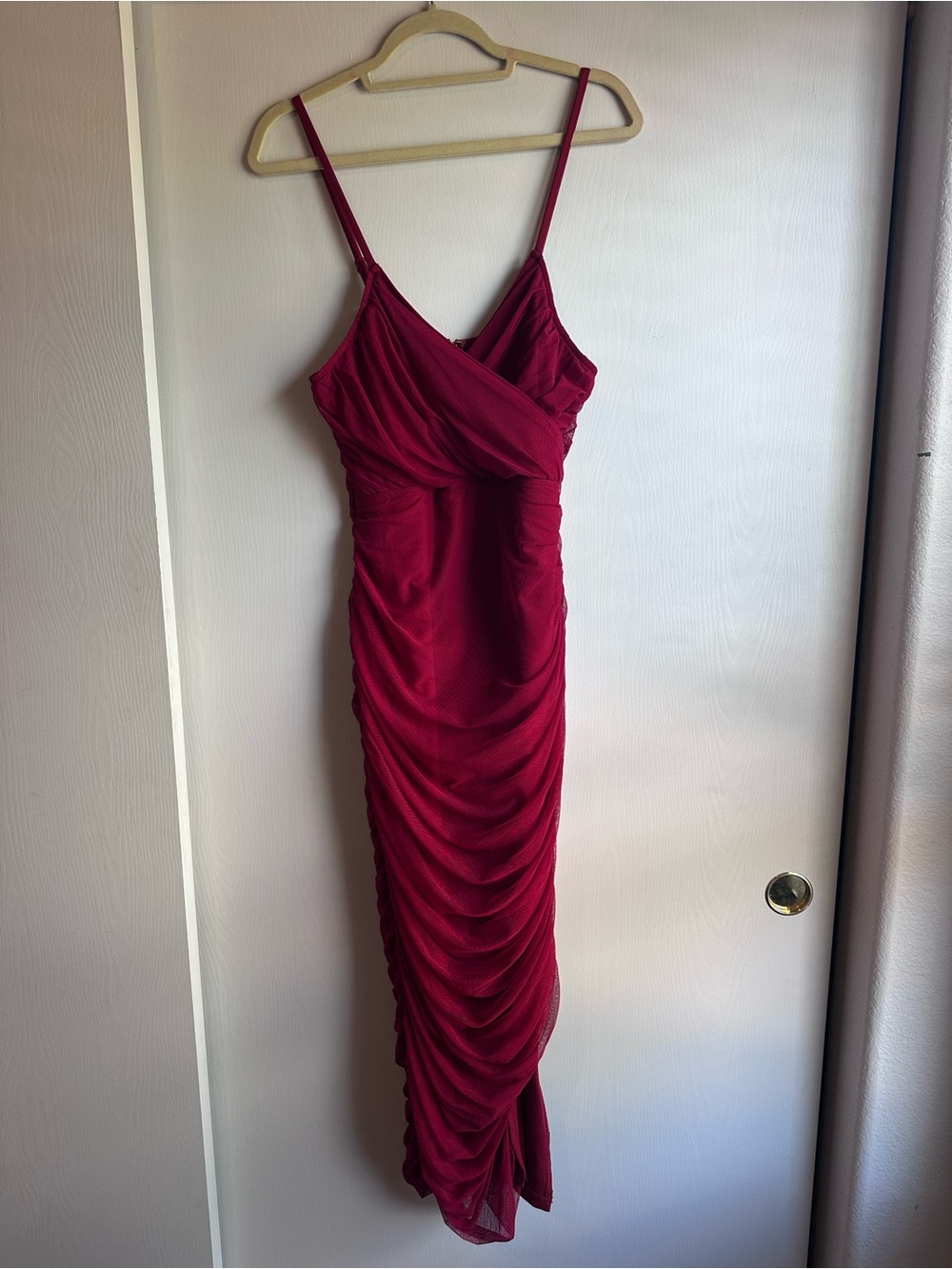 Spaghetti‑Strap Burgundy Maxi Dress with Ruched Skirt worn once
